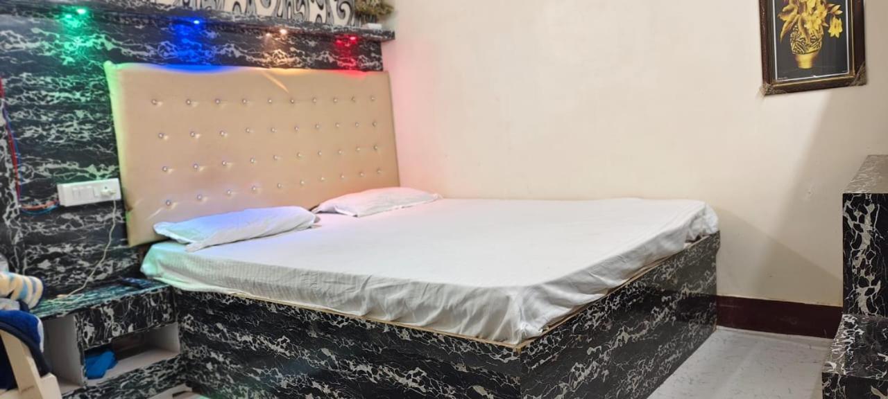 Hotel Bombay Inn Patna  Bagian luar foto